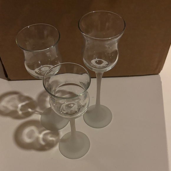 Floral Centerpiece Wreath with Glass Candle Holders - Pink & Burgundy - Picture 4 of 7